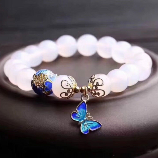 Butterfly ?  Natural White Agate Bracelet