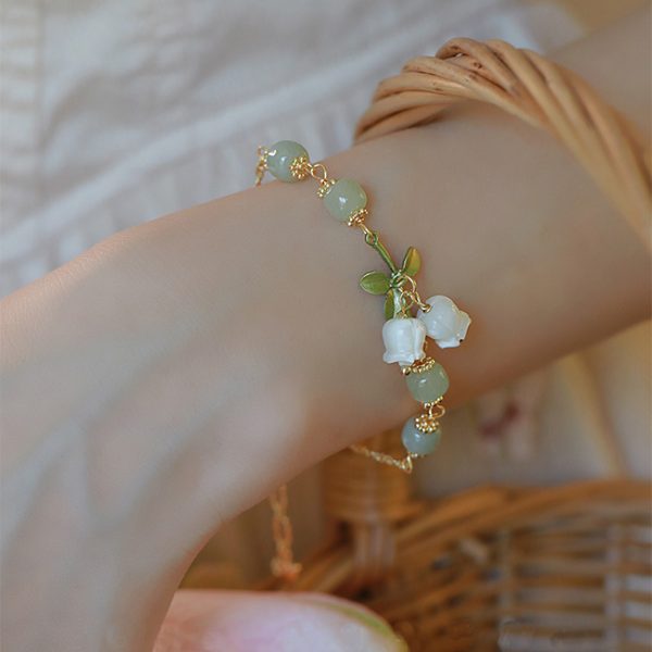 Lily of the Valley • Emerald Jade stone Bracelet