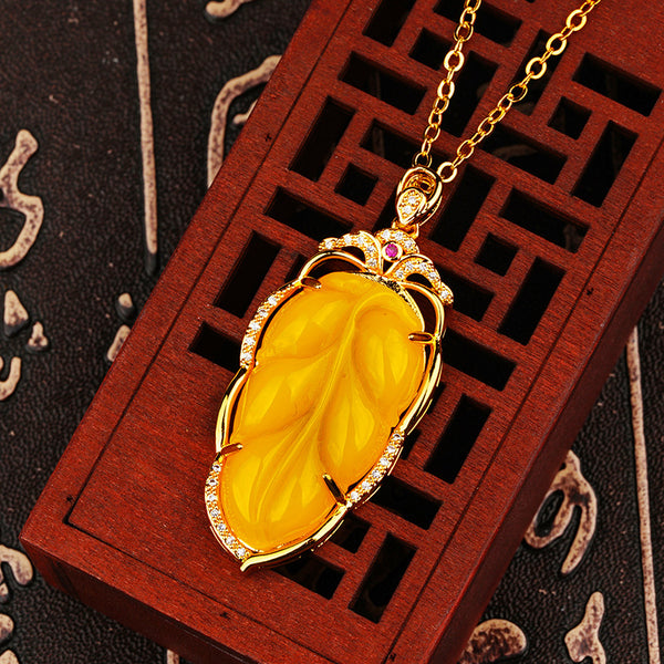 Leaf pendant natural beeswax necklace