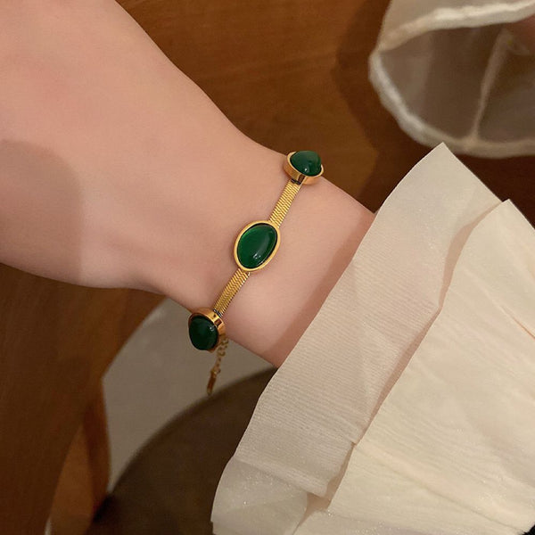 Charm Emerald Pharaoh Bracelet