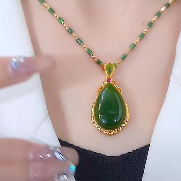 Water drop pendant emerald Jade stone necklace