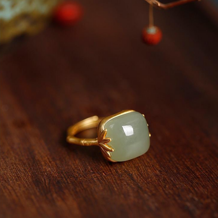 Bamboo section ? Agate jade ring