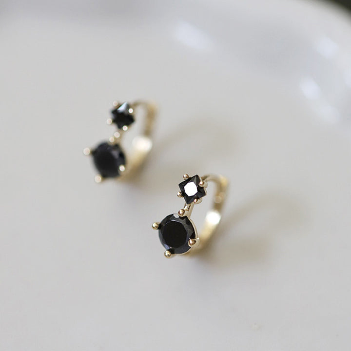 Black hole • Zircon earrings